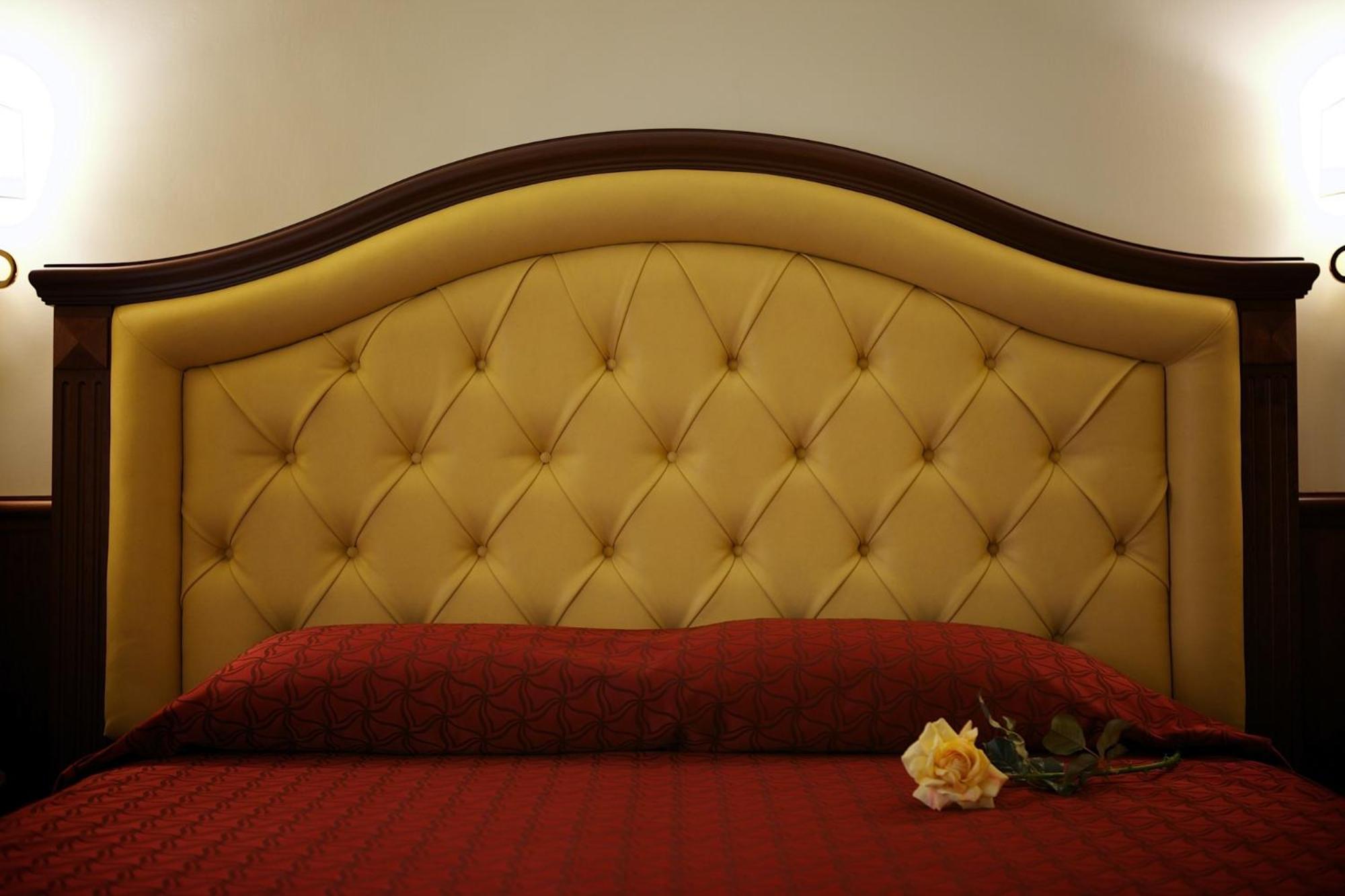 ローマ ドムス アウグスタ Bed & Breakfast エクステリア 写真